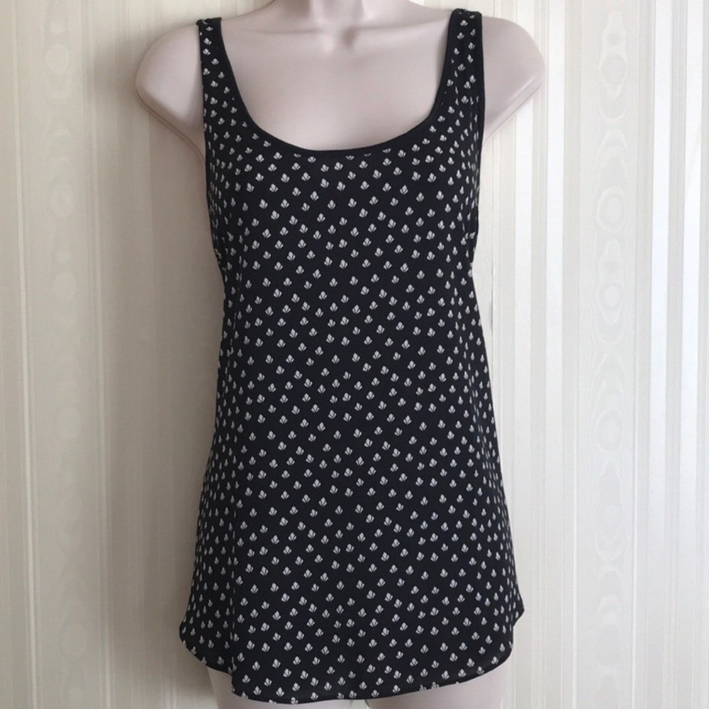 🔥MAKE AN OFFER🔥 LOFT patterned cami NEVER WORN